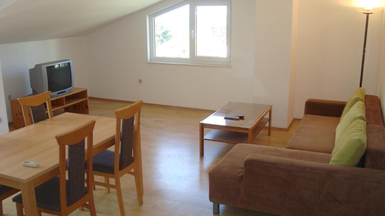 Apartments And Rooms With Parking Space Gradac, Makarska - 6819 Gradac  Exteriör bild