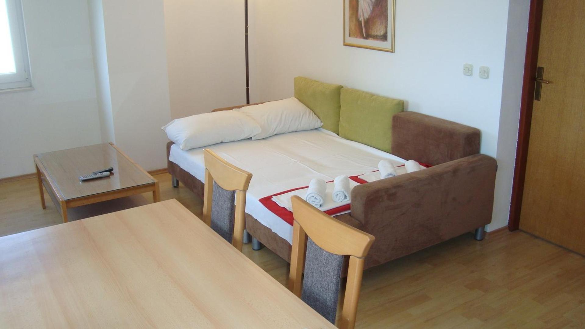 Apartments And Rooms With Parking Space Gradac, Makarska - 6819 Gradac  Rum bild